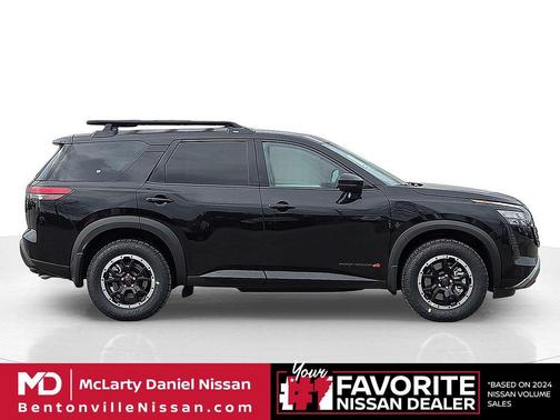 Super Black 2026 Nissan Pathfinder Rock Creek
