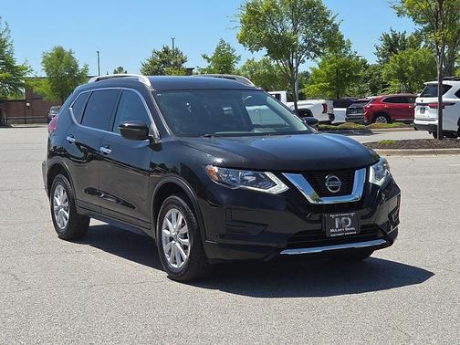 Magnetic Black 2018 Nissan Rogue SV