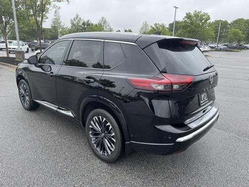2024 Nissan Rogue Platinum