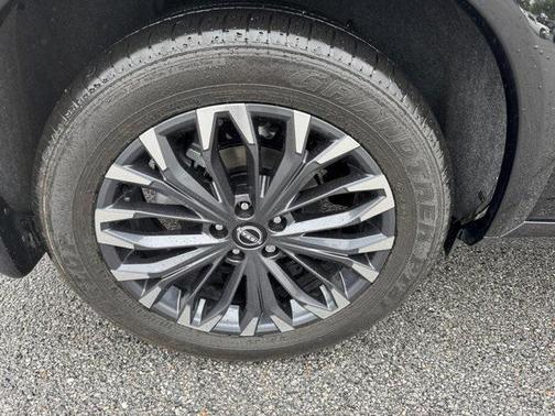 2024 Nissan Rogue Platinum