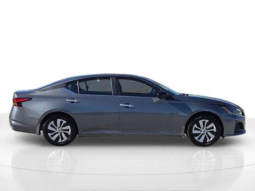 2024 Nissan Altima S FWD
