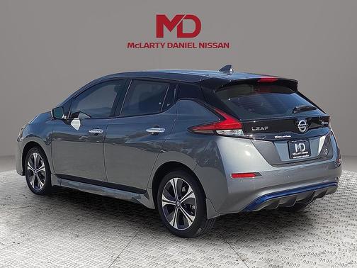 2022 Nissan Leaf SV PLUS 62 kWh