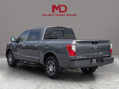 2021 Nissan Titan SV