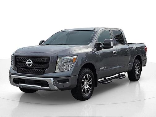 2021 Nissan Titan SV