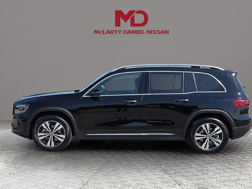 2025 Mercedes-Benz GLB 250 4MATIC