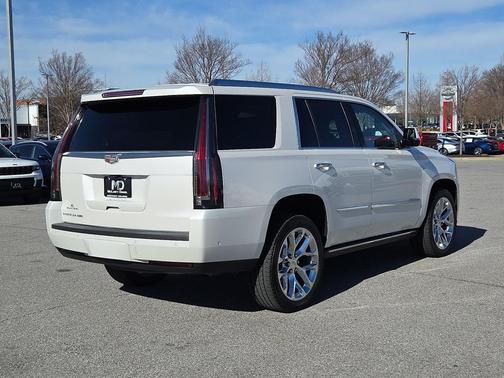 2019 Cadillac Escalade Premium Luxury