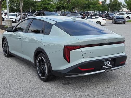 2025 Kia K4 EX