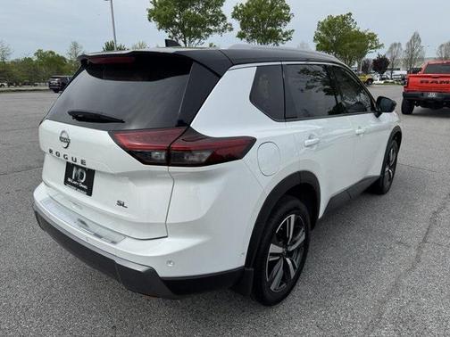 2024 Nissan Rogue SL