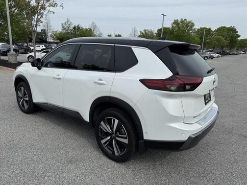 2024 Nissan Rogue SL