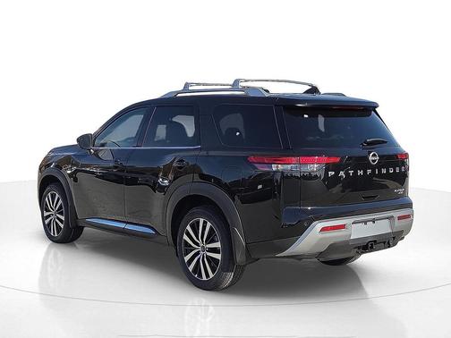 2025 Nissan Pathfinder Platinum 4WD