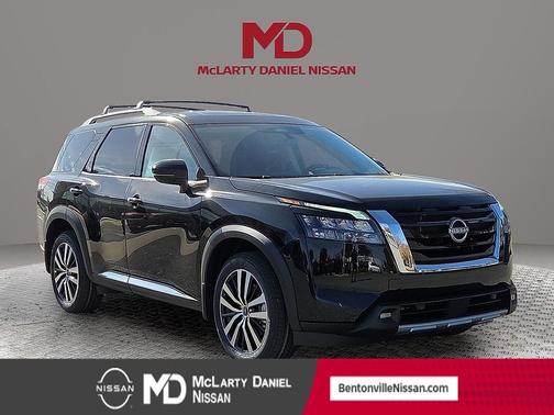 2025 Nissan Pathfinder Platinum 4WD