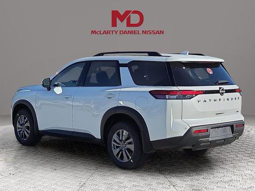 2025 Nissan Pathfinder SV 4WD