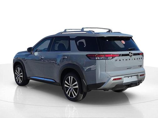 2025 Nissan Pathfinder Platinum 4WD