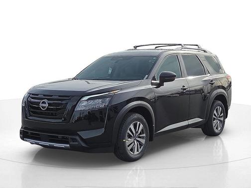 2025 Nissan Pathfinder SL 4WD