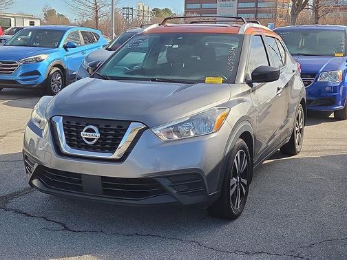 2020 Nissan Kicks SV