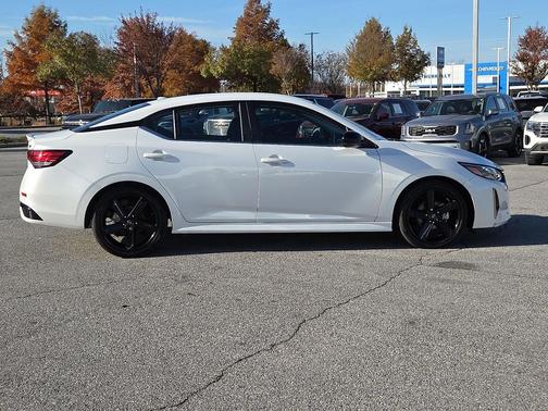 2024 Nissan Sentra SR