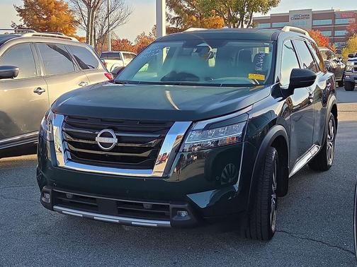 2022 Nissan Pathfinder Platinum 4WD