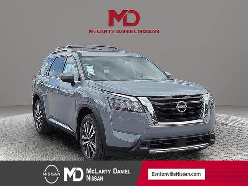2025 Nissan Pathfinder Platinum FWD