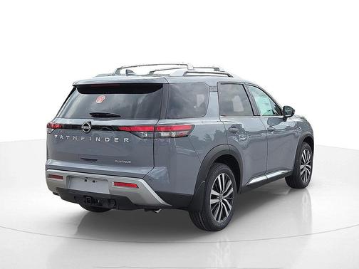 2025 Nissan Pathfinder Platinum FWD