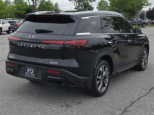 2024 INFINITI QX60 Luxe