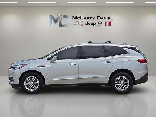 Quicksilver Metallic 2018 Buick Enclave Essence