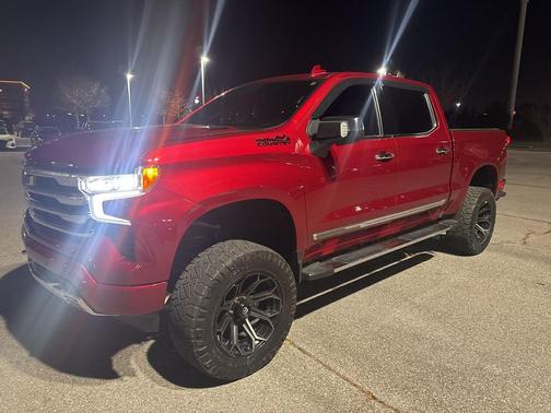 2022 Chevrolet Silverado 1500 High Country