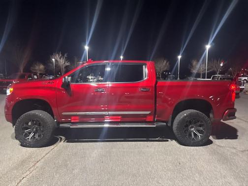 2022 Chevrolet Silverado 1500 High Country