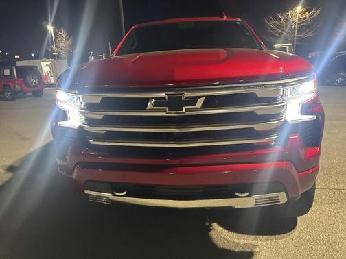2022 Chevrolet Silverado 1500 High Country