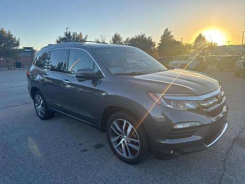 2017 Honda Pilot Touring