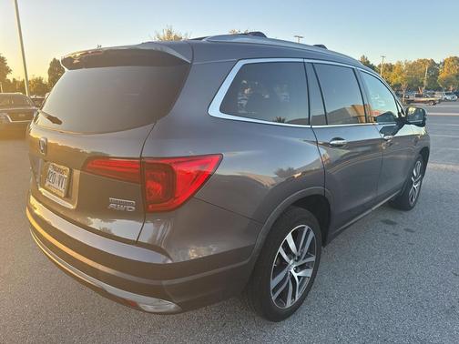 2017 Honda Pilot Touring