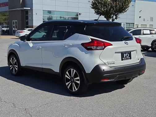 2020 Nissan Kicks SV
