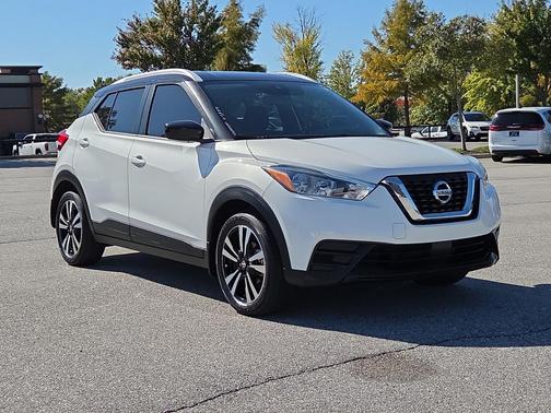 2020 Nissan Kicks SV