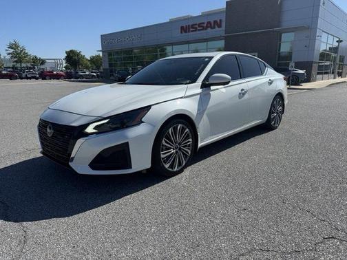 2024 Nissan Altima 2.5 SL
