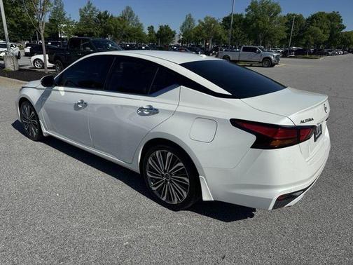 2024 Nissan Altima 2.5 SL