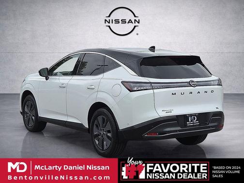 Everest White Pearl Tricoat/Super Black 2025 Nissan Murano SL