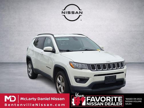 White Clearcoat 2018 Jeep Compass Latitude