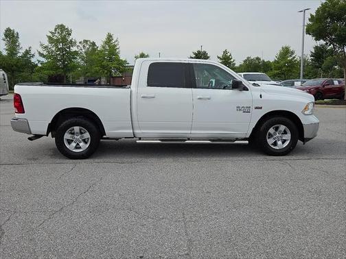 2019 RAM 1500 SLT