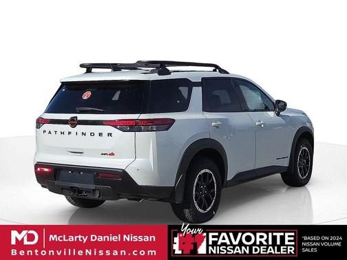Everest White Pearl Tricoat 2026 Nissan Pathfinder Rock Creek