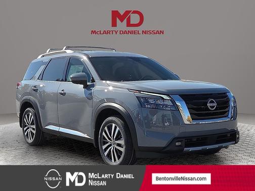 2025 Nissan Pathfinder Platinum 4WD