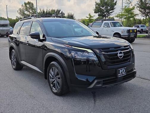 2024 Nissan Pathfinder SV FWD