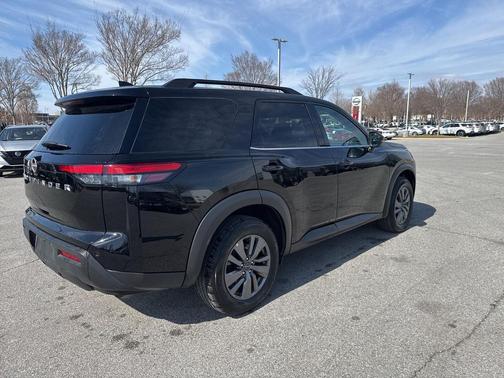 2025 Nissan Pathfinder SV FWD