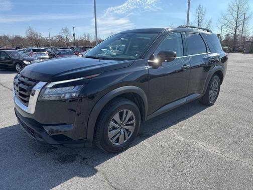 2025 Nissan Pathfinder SV FWD