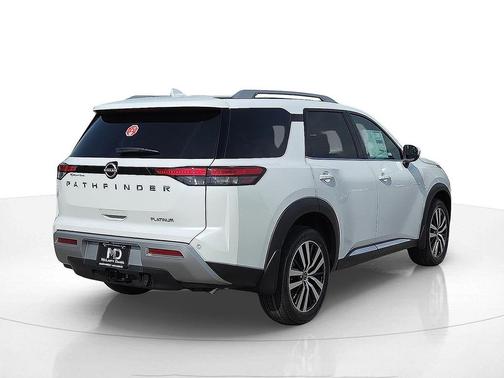 2025 Nissan Pathfinder Platinum FWD