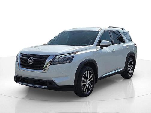 2025 Nissan Pathfinder Platinum FWD