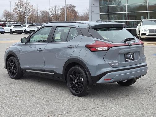 2024 Nissan Kicks SR