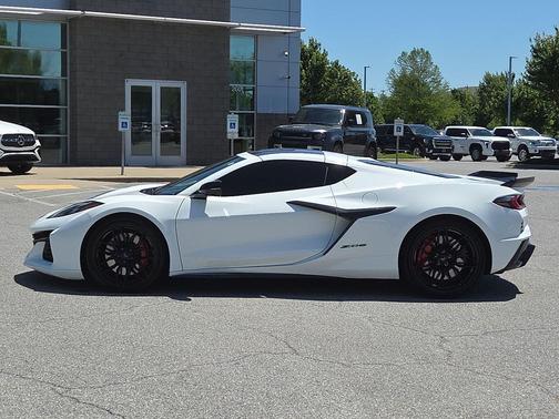 Arctic White 2023 Chevrolet Corvette Z06