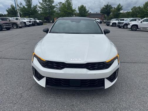 Snow White Pearl 2025 Kia K5 GT-Line