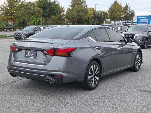 2020 Nissan Altima 2.5 SV