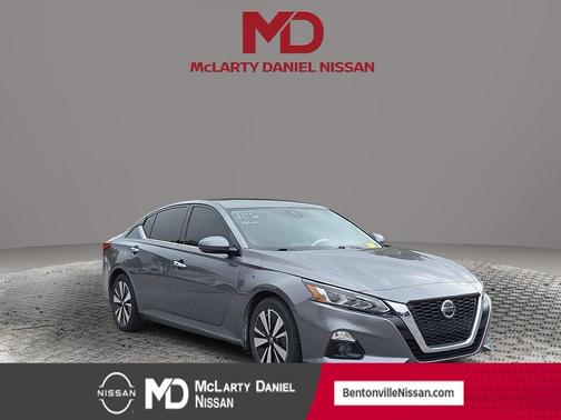 2020 Nissan Altima 2.5 SV