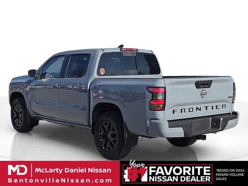 Boulder Gray Pearl 2026 Nissan Frontier SV